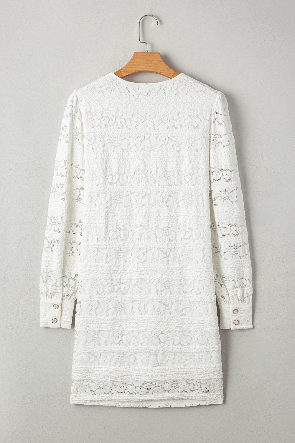 Mini-robe trapèze à manches bouffantes, col rond et dentelle florale blanche
