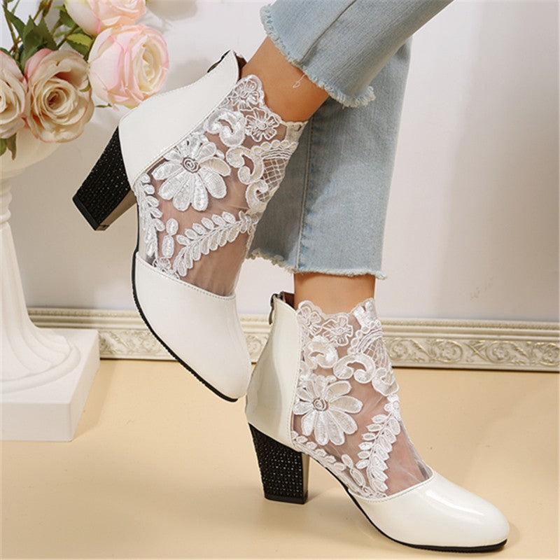 Bottines à talon épais en maille brodée de dentelle | Noir et blanc EU 35–43