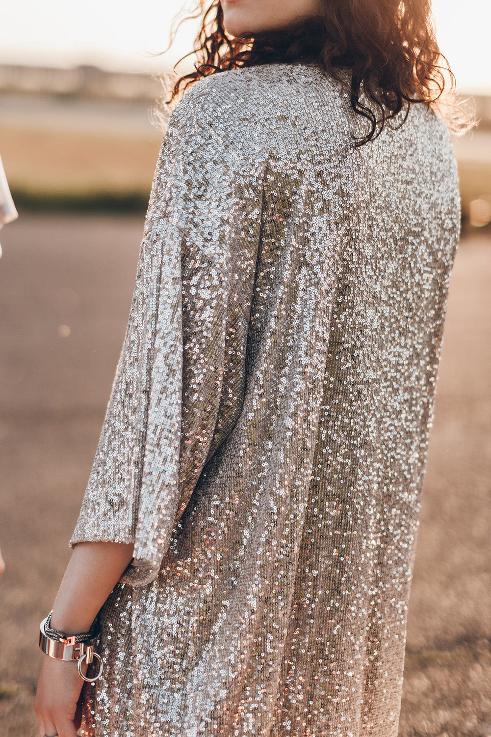 Cardigan long style duster à paillettes abricot et manches 3/4 - Femstylo