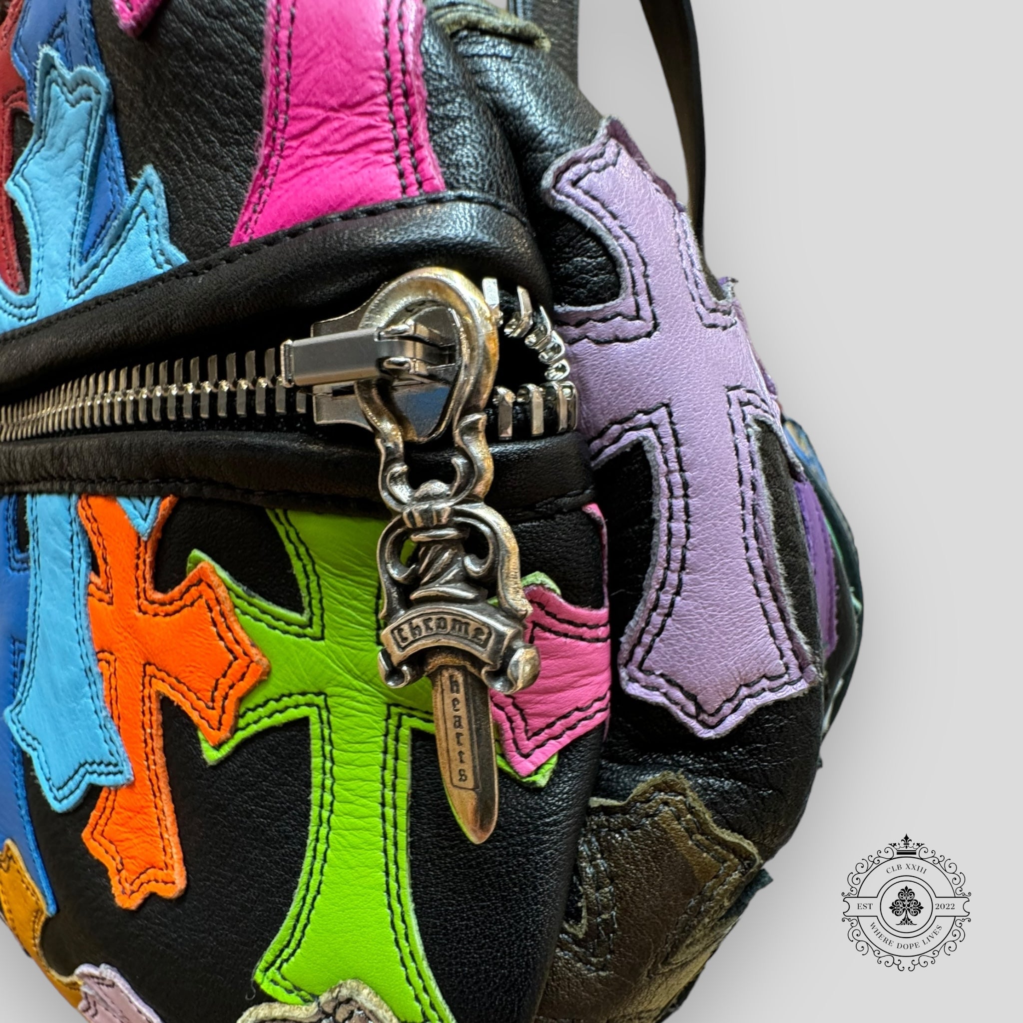 Chrome Hearts Mini-sac polochon à patchs croix multicolores