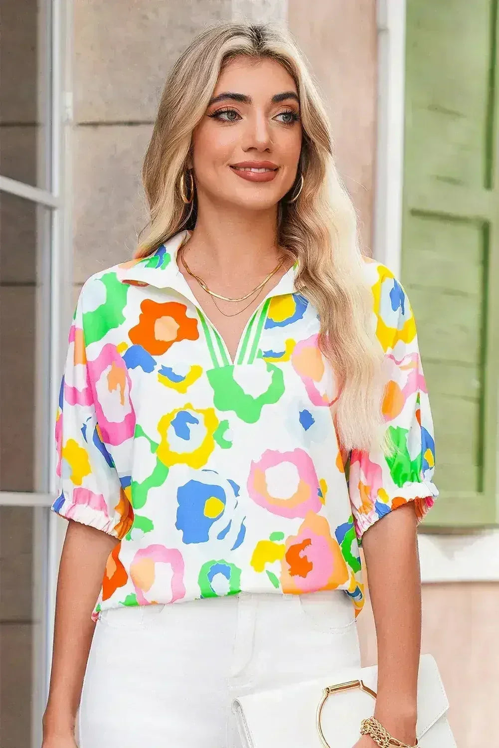 Chemisier Vert Abstrait Léopard Manches Courtes Touche de Couleur | Femstylo
