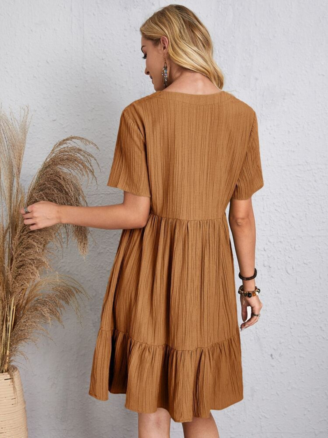 Robe Classique Col V Manches Courtes Décontractée et Confortable pour Femmes