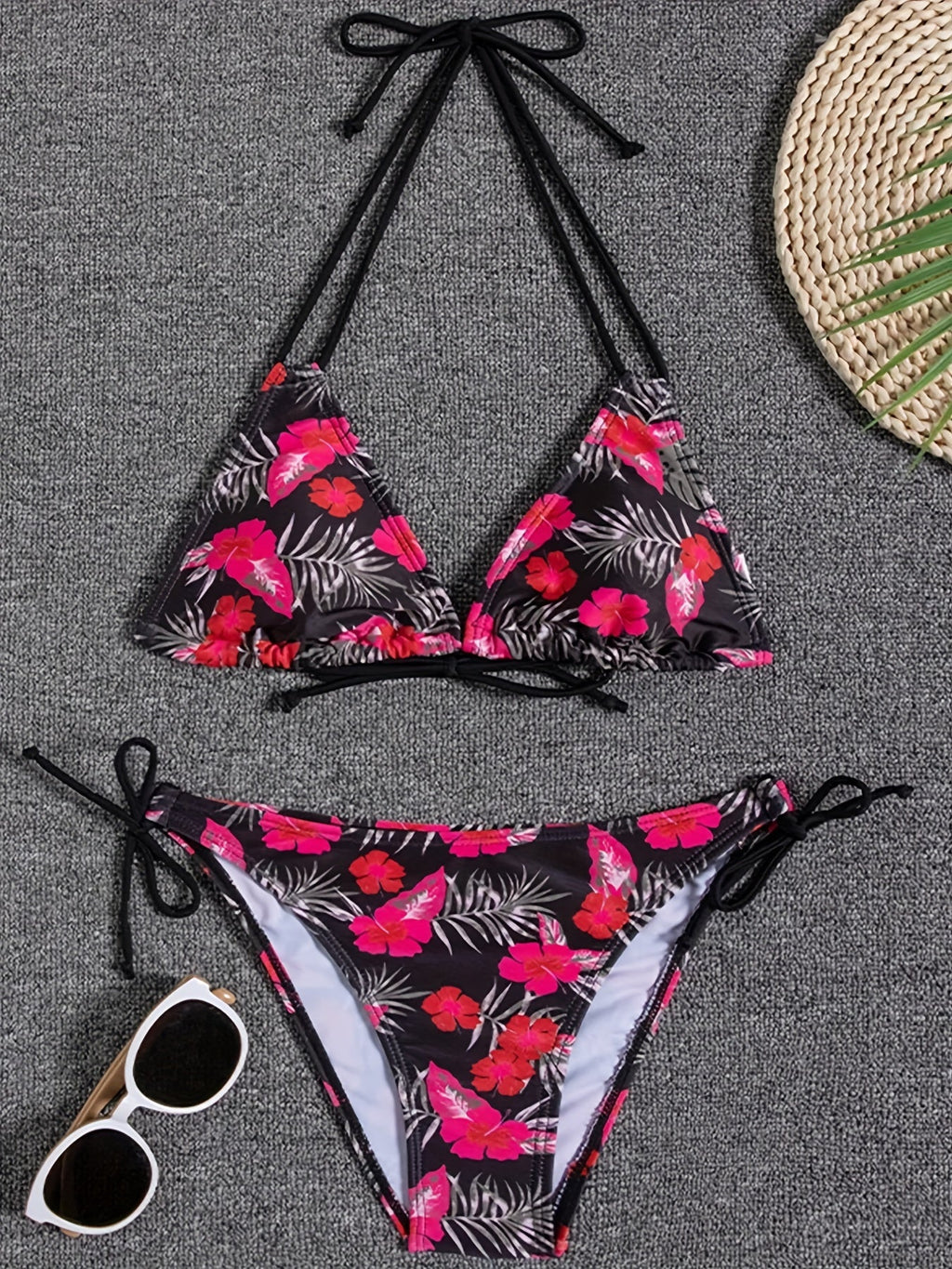 Ensemble Bikini Triangle 2 Pièces Femme Sunset Bloom – Maillot de Bain Vibrant à Imprimé Floral Aléatoire, Dos Nu avec Liens, Bas à Nouer sur les Côtés et Jambes Échancrées – Maillot de Bain Extensible pour Femme pour les Escapades Estivales à la Plage
