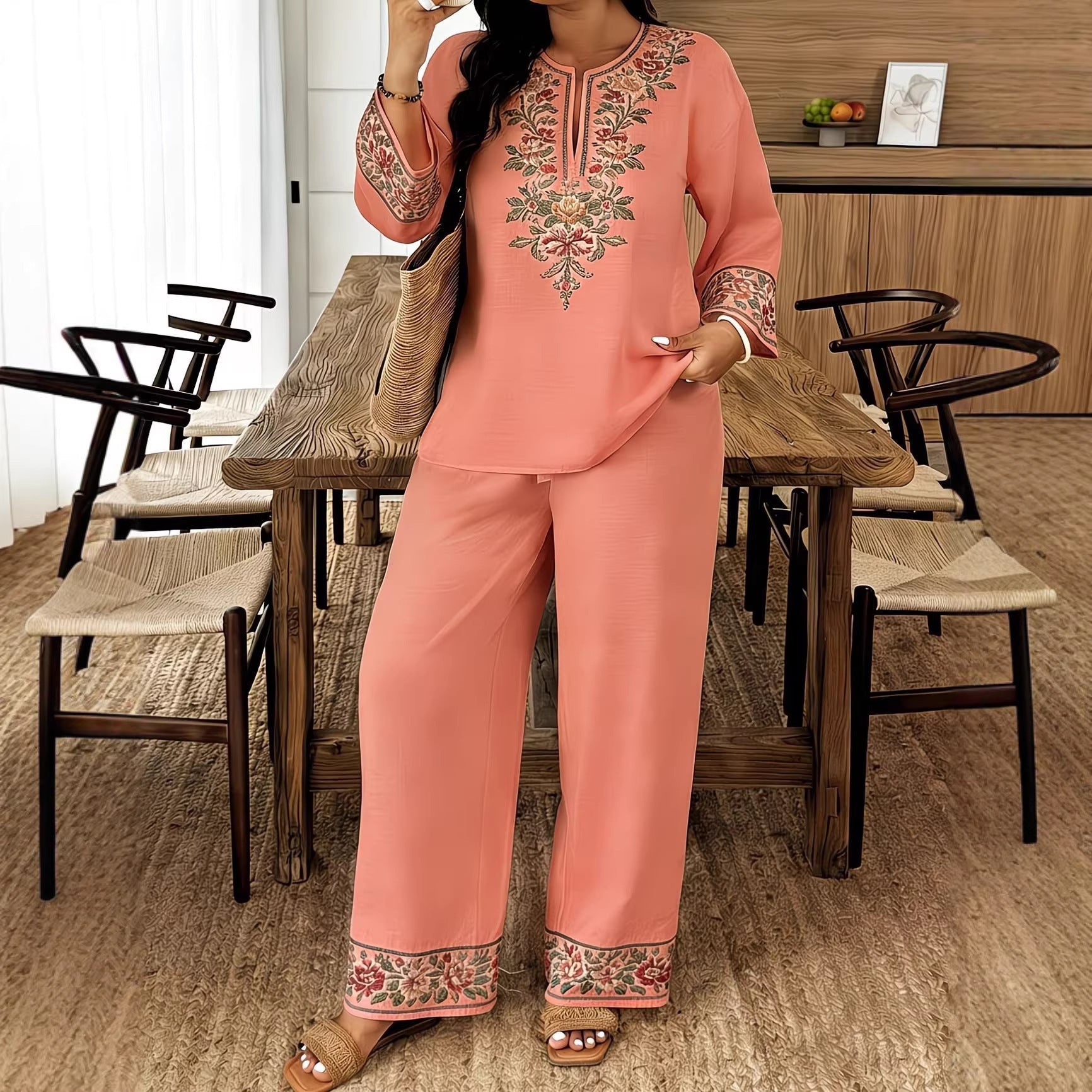 Ensemble deux pièces ethnique pour femme avec chemise à manches longues et pantalon court