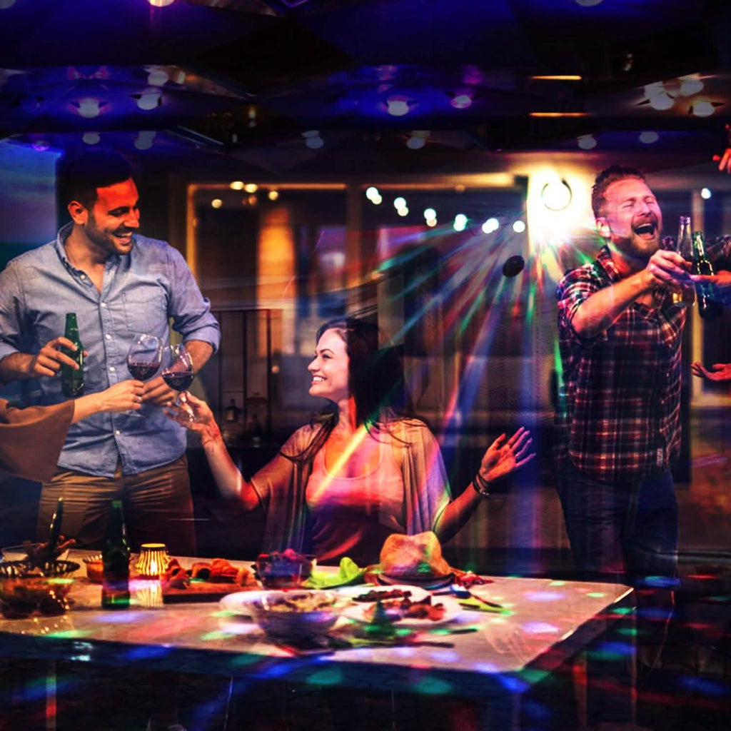 7 couleurs lumières de fête activées par le son avec télécommande