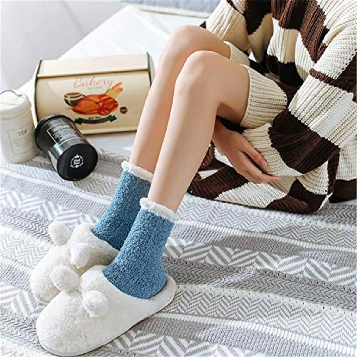 Lot de 7 paires : Chaussettes de nuit confortables pour femme