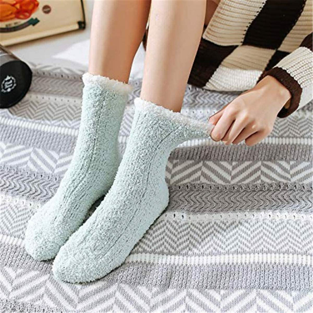 Lot de 7 paires : Chaussettes de nuit confortables pour femme