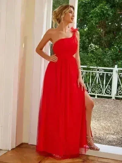 Robe longue asymétrique à découpes et fente