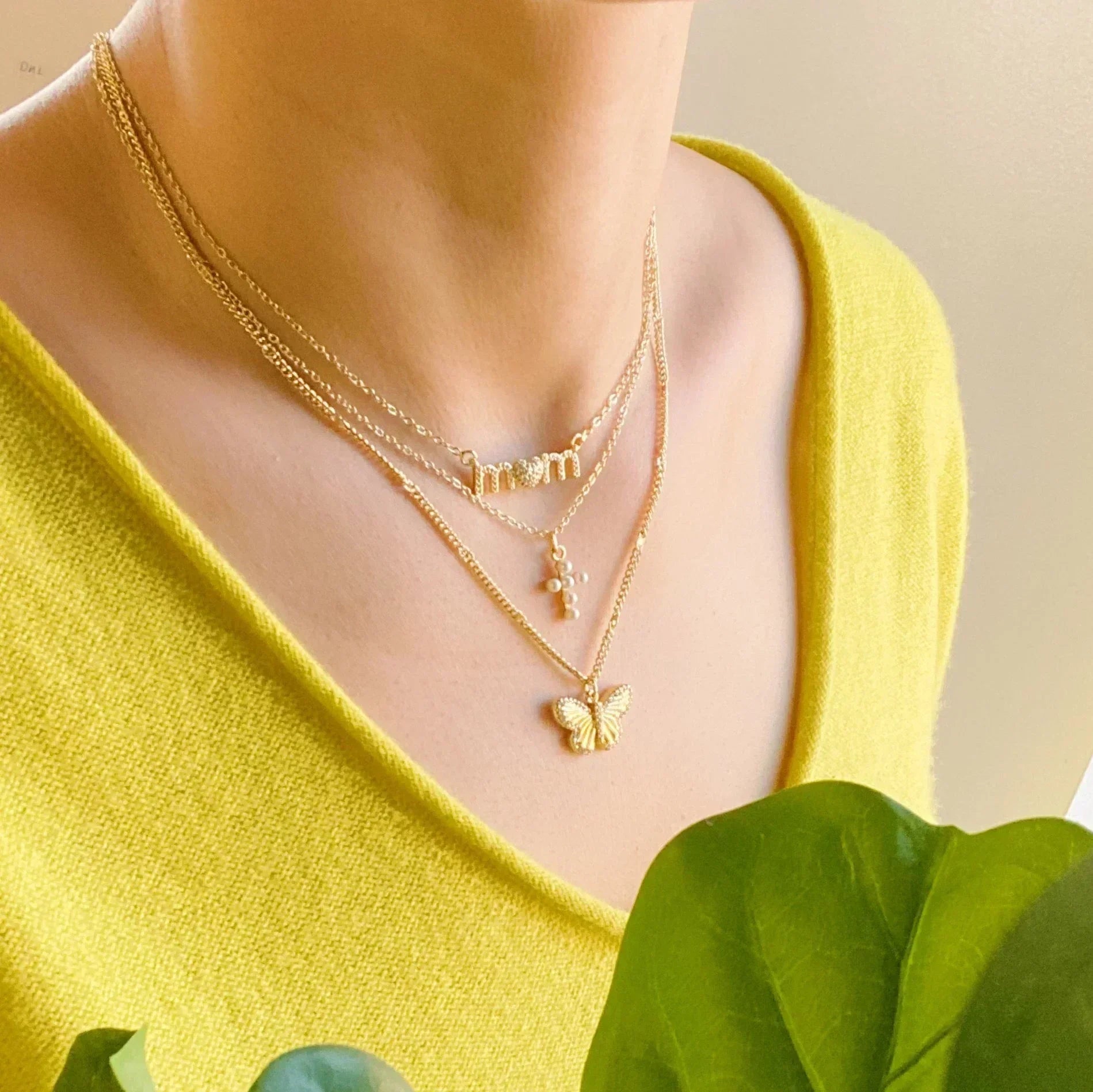 Collier Croix en Nacre