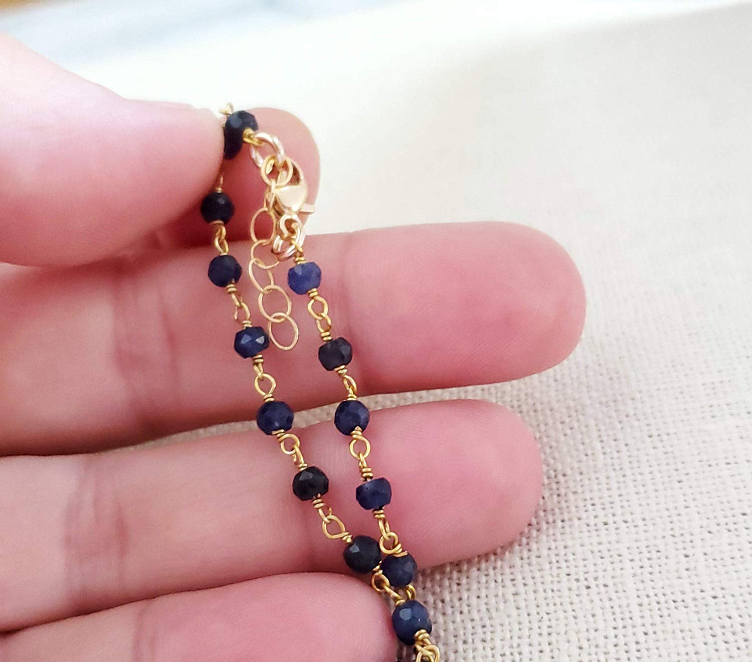 Bracelet en saphir teinté et or rempli 14 carats