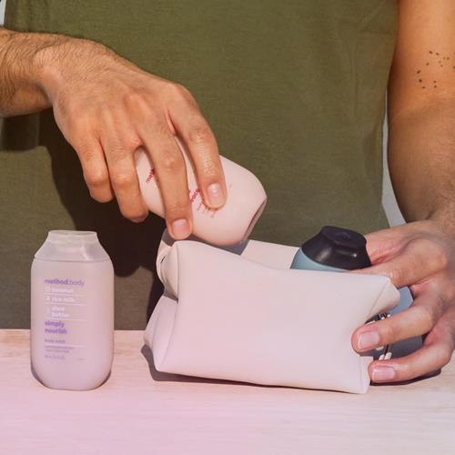 Coffret cadeau de gels douche Method, Pure Peace, Simply Nourish et Sea + Surf, flacons format voyage de 100 ml