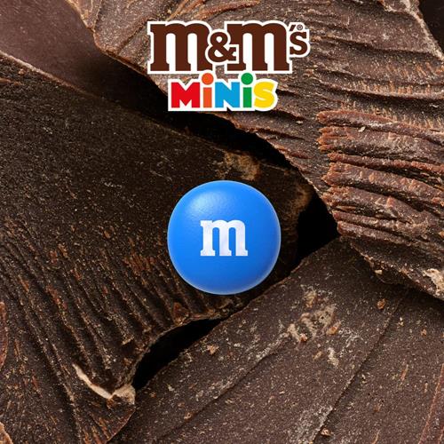 M&M's Minis Mélange de bonbons au chocolat au lait, Format familial, Sachet refermable de bonbons au chocolat en vrac de 479 g