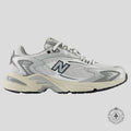 New Balance 725v1
Argent métallisé Ardoise Grise