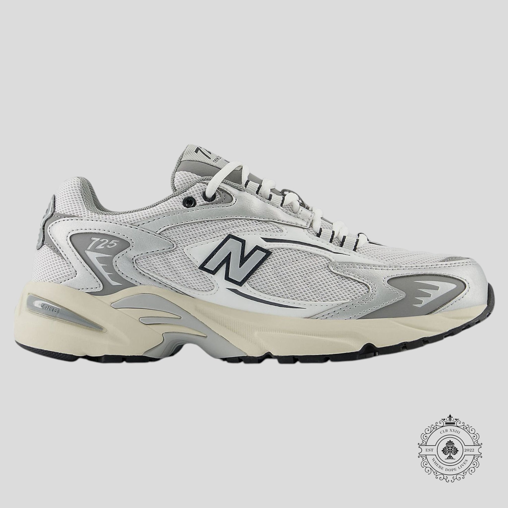 New Balance 725v1
Argent métallisé Ardoise Grise