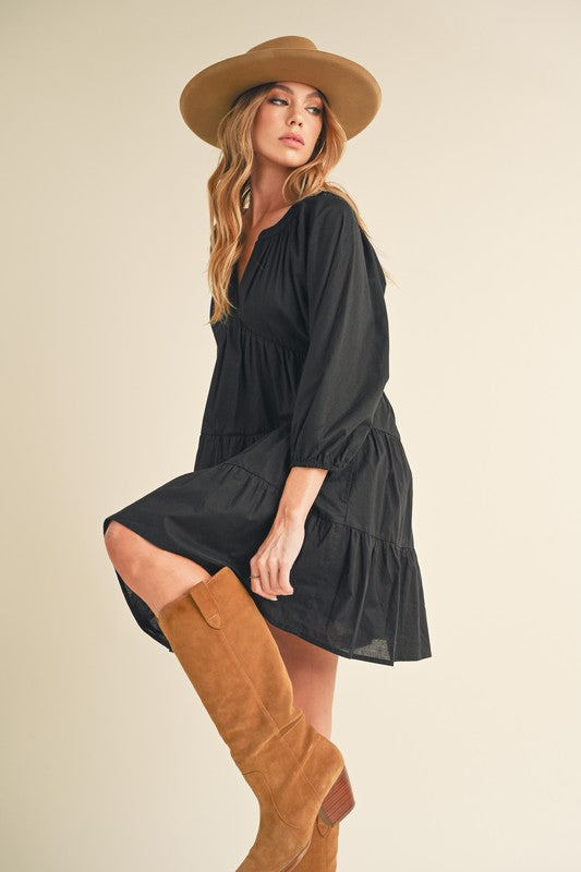 Nouvelle Robe Courte Étagée à Manches Ballon et Col Cranté pour Femme – Tendance, Chic et Amusante avec des Détails Stylés