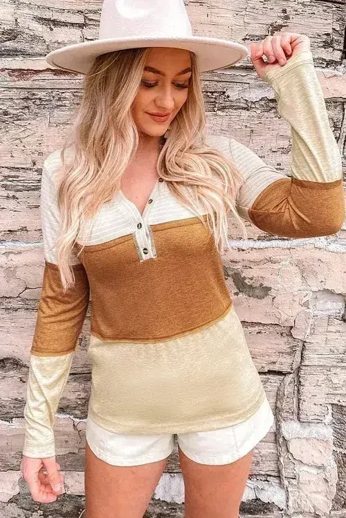 Haut Henley orange color block - Maille rayée col V | Femstylo
