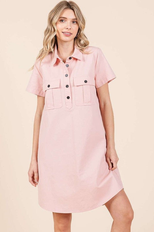 Nouvelle robe-chemise à manches courtes et col détaillé boutonnée pour femme – Chic, tendance, décontractée, unique, polyvalente et élégance classique