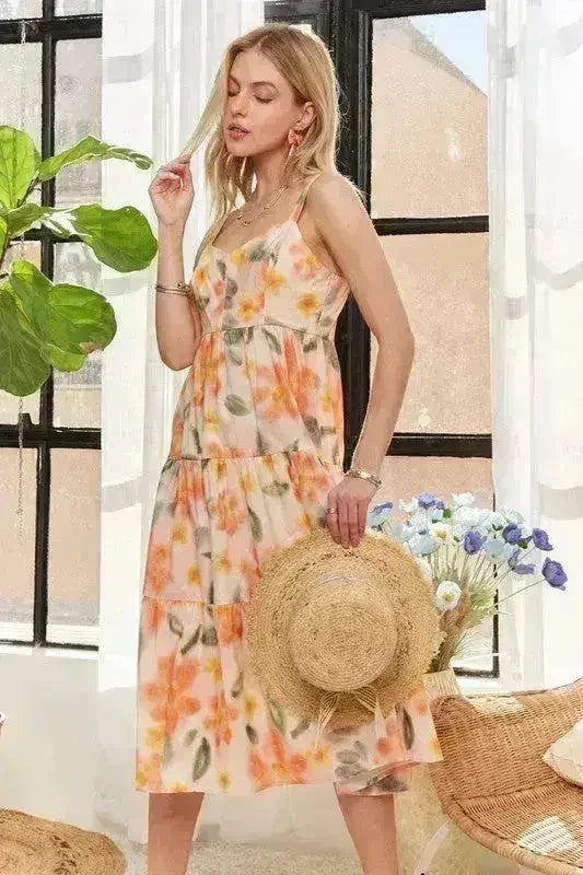 Robe mi-longue ADORA à dos smocké et bretelles réglables