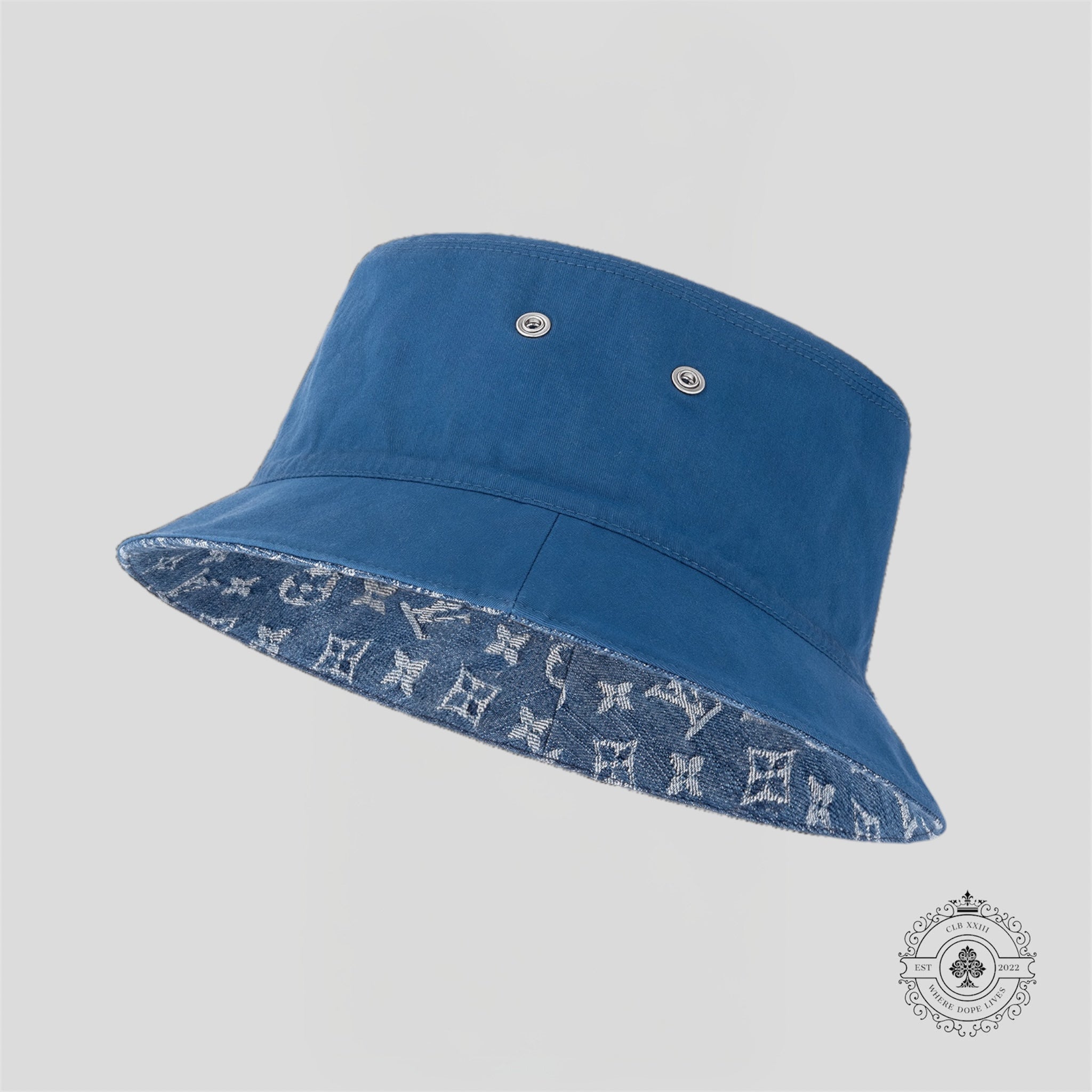Bob réversible Louis Vuitton en denim Monogram