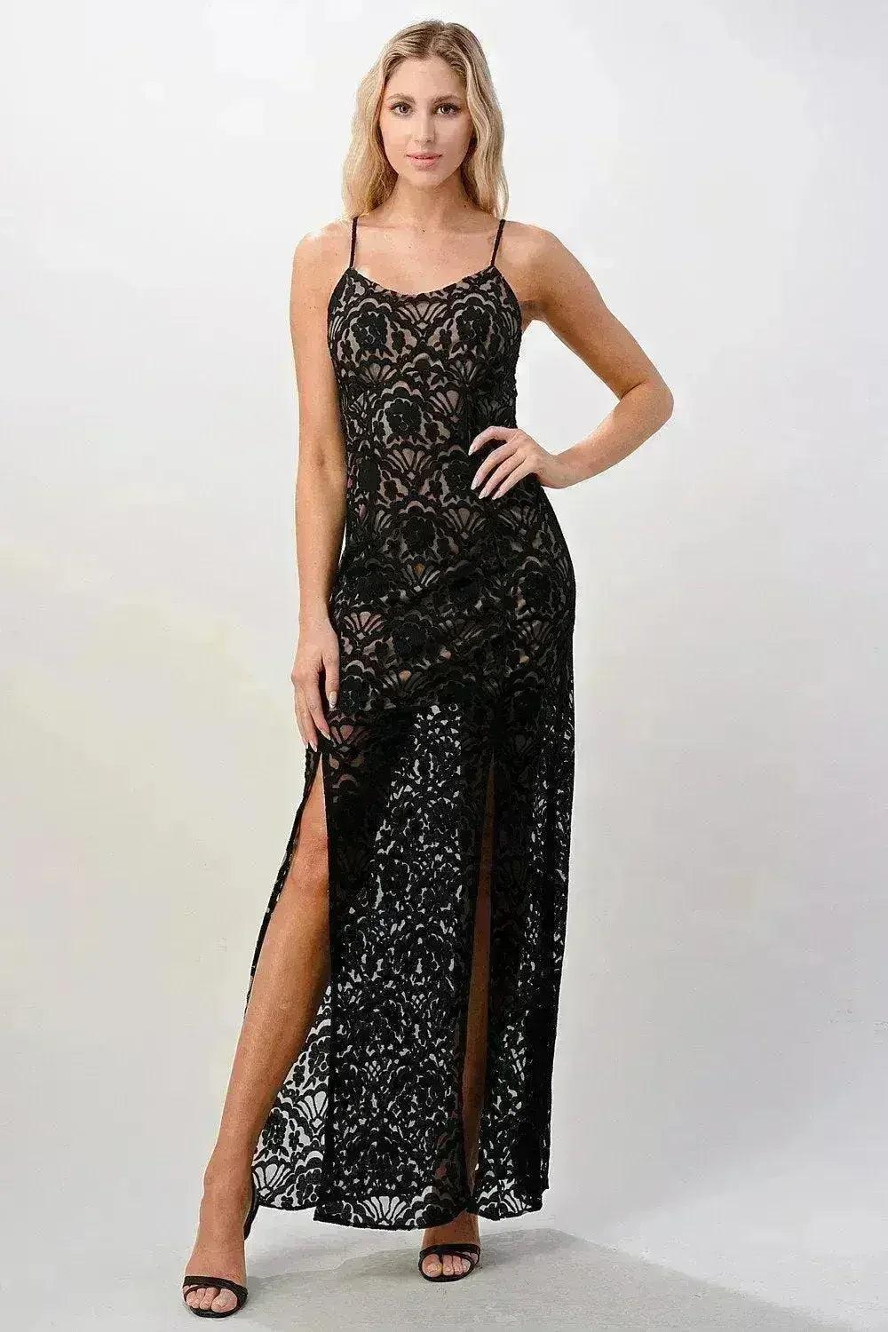 Robe longue noire en dentelle avec fente à l'avant Élégante - Femstylo