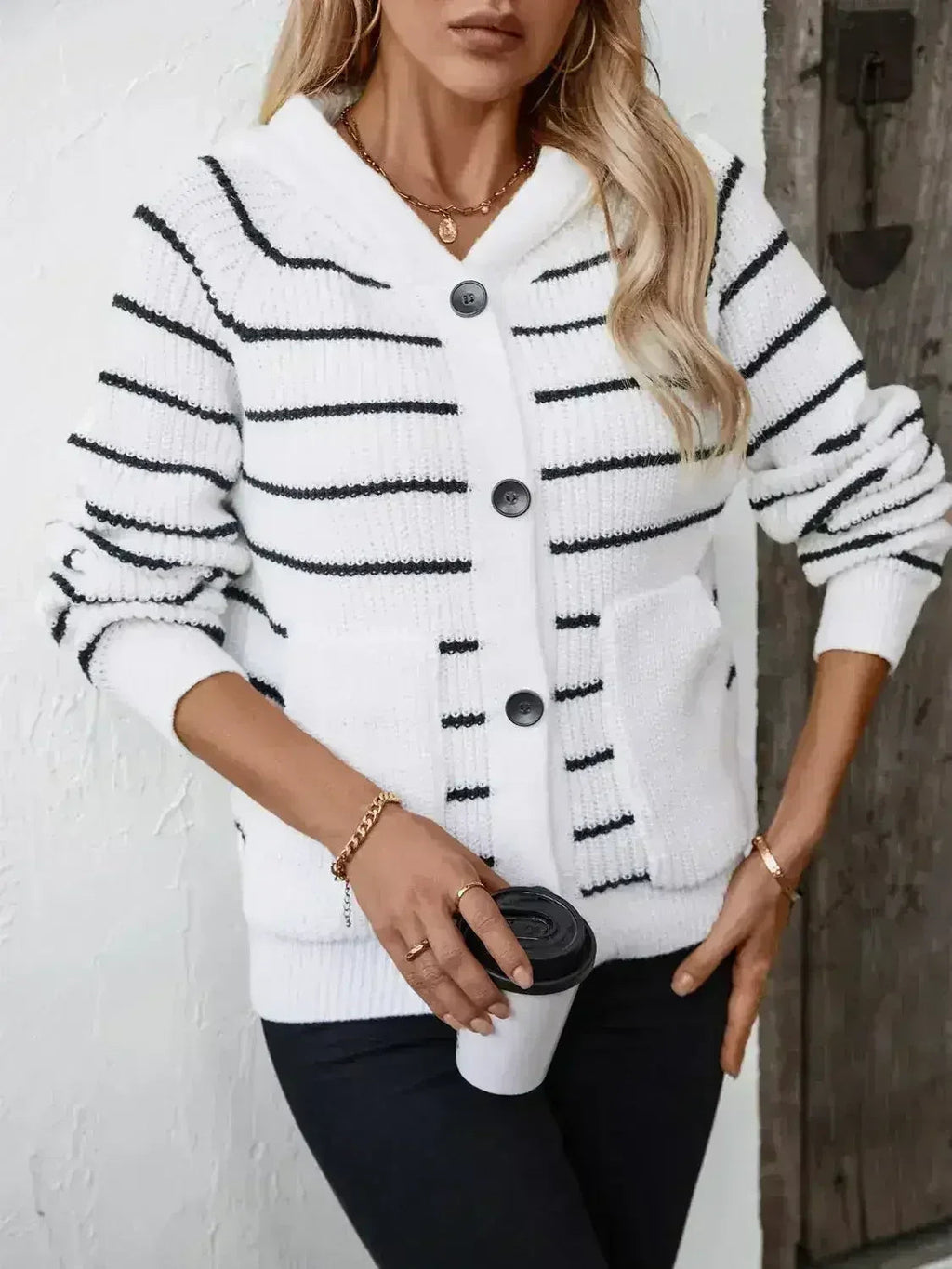 Cardigan à capuche rayé et boutonné à manches longues