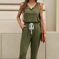 Ensemble haut boutonné à épaules dénudées et pantalon à poches pour femme