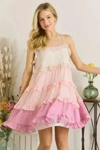 Robe courte doublée à volants étagés et pois suisses | Femstylo