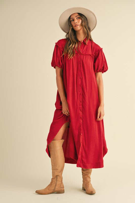Robe chemise boutonnée à manches bouffantes délavée – Robe chemise boutonnée tendance à manches bouffantes et finition délavée unique pour un look chic et décontracté