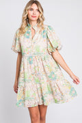 Robe d'été courte en broderie anglaise à manches bouffantes – Robe courte en broderie anglaise fleurie à manches bouffantes, aérienne, féminine et espiègle