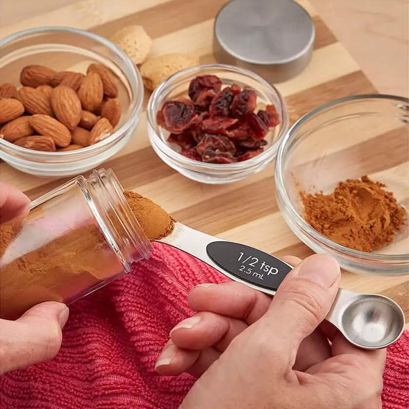 Lot de 8 : Ensemble de cuillères à mesurer magnétiques en acier inoxydable
