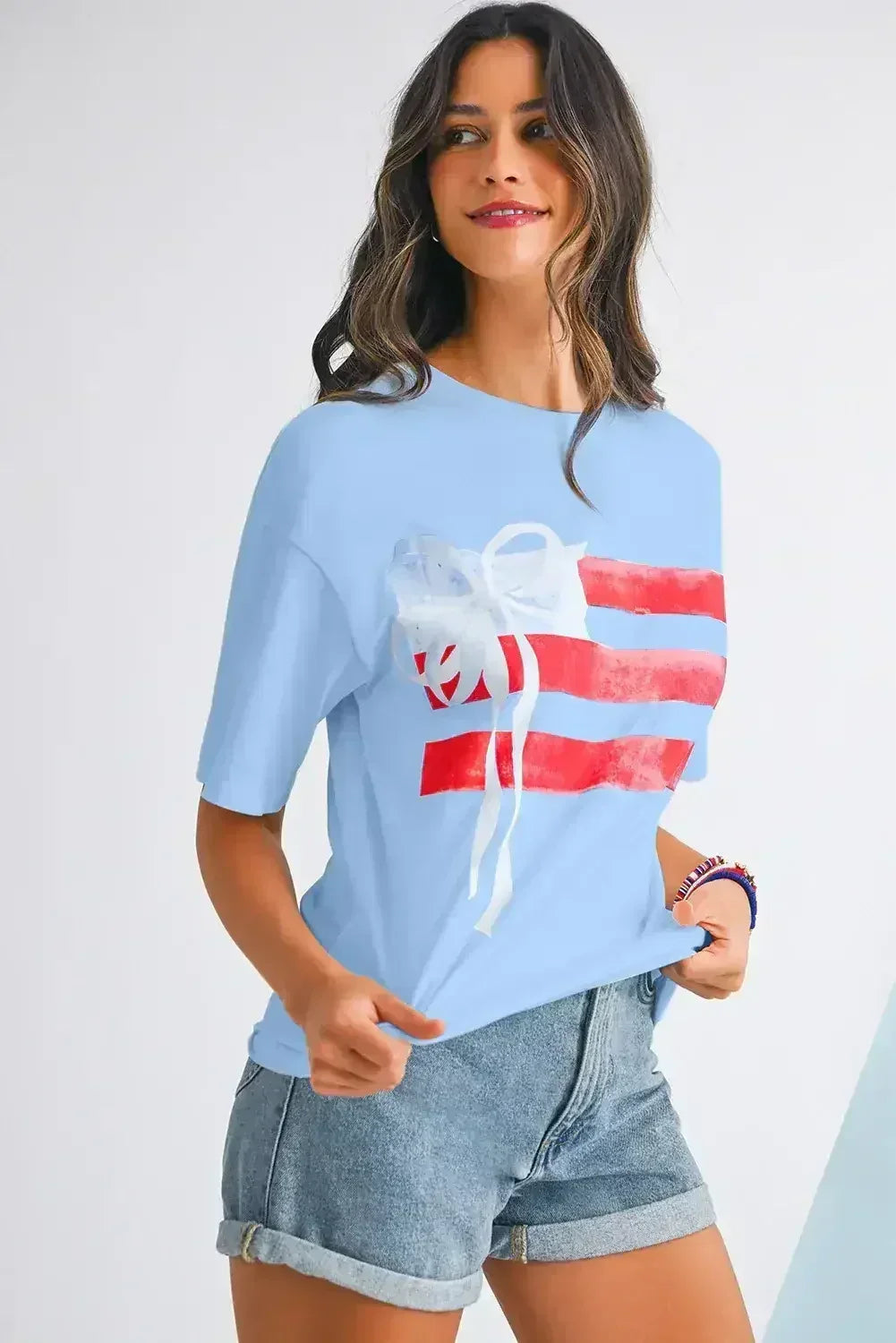 T-shirt col rond graphique White Flag Bow