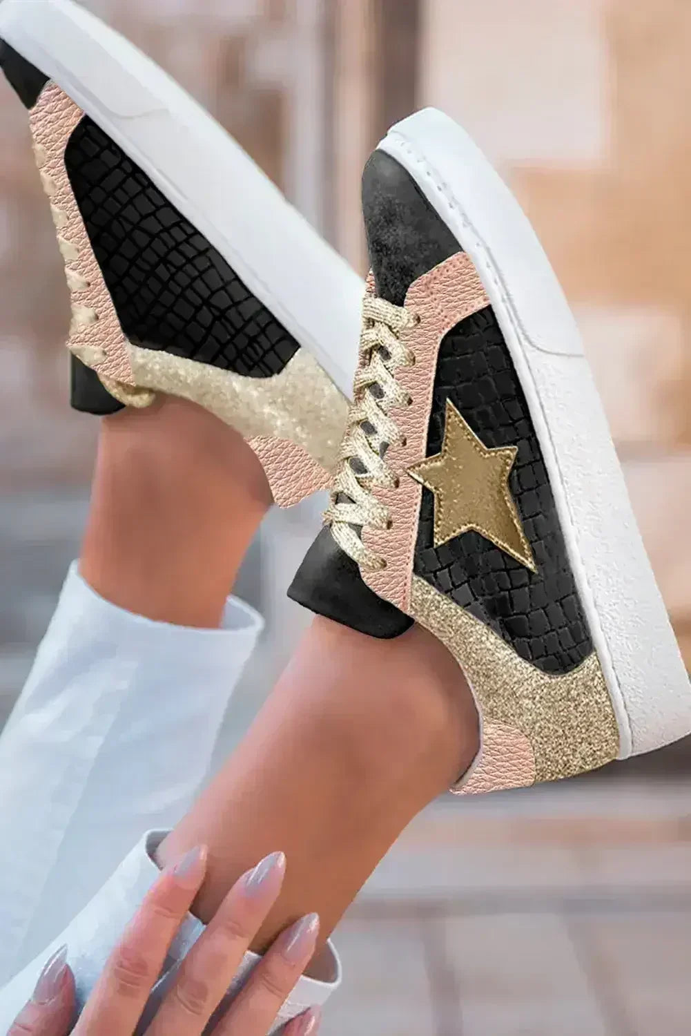 Baskets à lacets en similicuir PU à motif étoiles à paillettes dorées