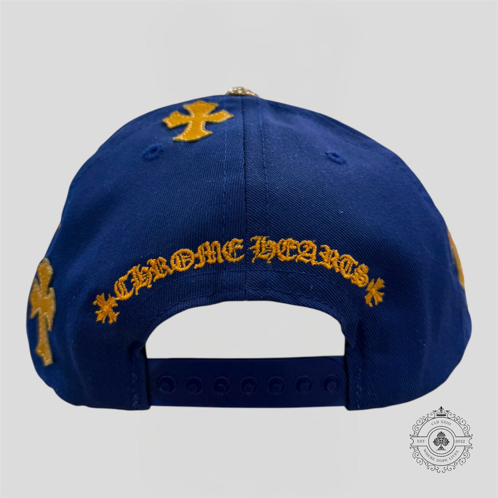 Casquette Chrome Hearts à écussons croix bleue/or
