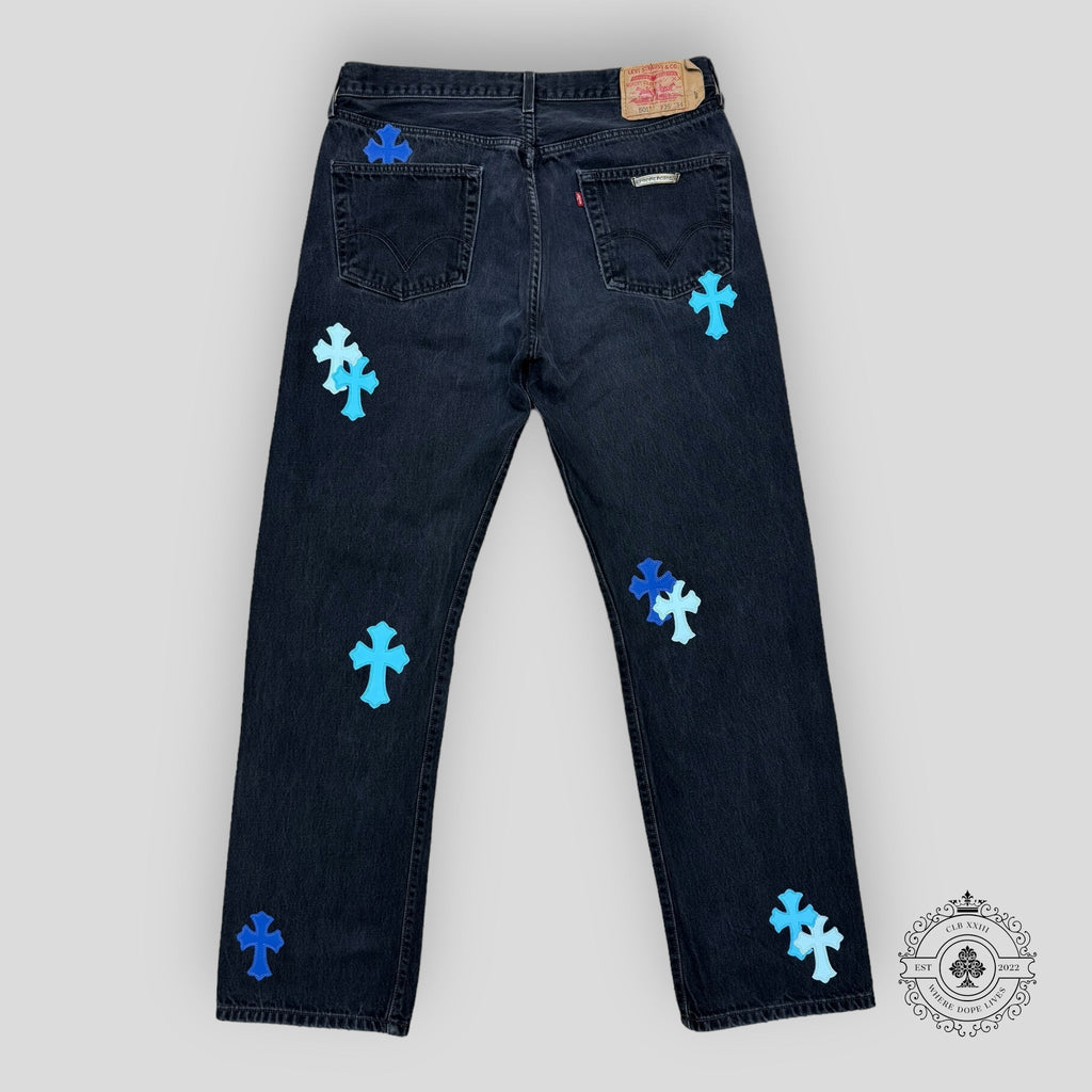 Jean Chrome Hearts avec patch croix bleue
