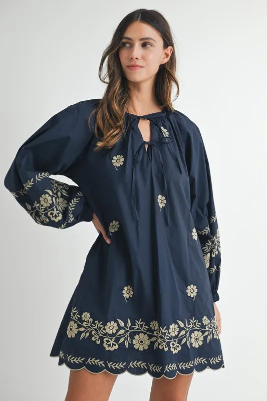 Mini-robe paysanne brodée à manches longues pour femme – Mini-robe brodée, robe paysanne à manches longues, robe bohème, robe paysanne décontractée, robe élégance intemporelle