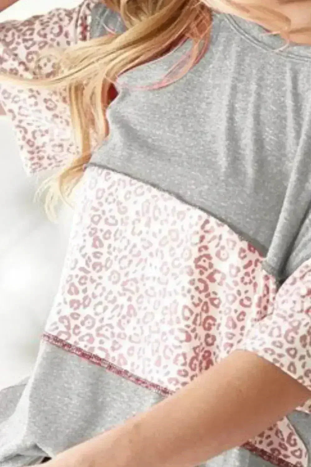 Tricot mélangé BiBi avec surpiqûres léopard contrastantes