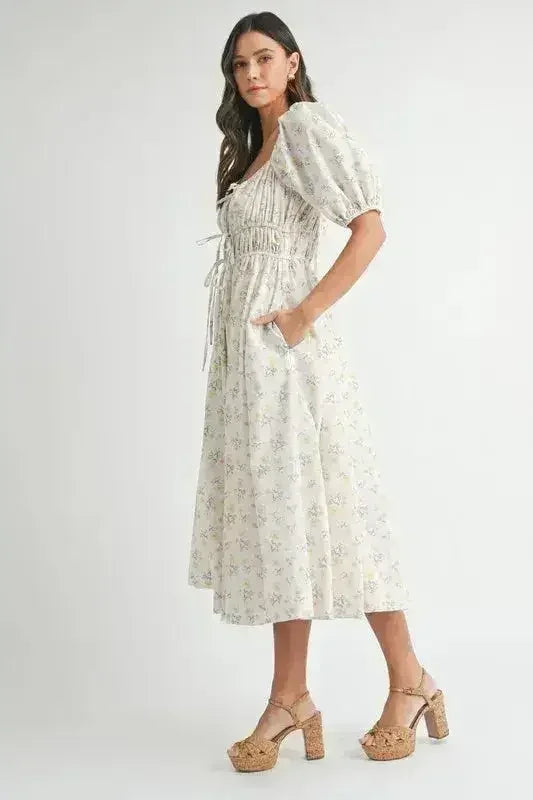 Robe midi MABLE à manches bouffantes avec cordon de serrage et motif floral
