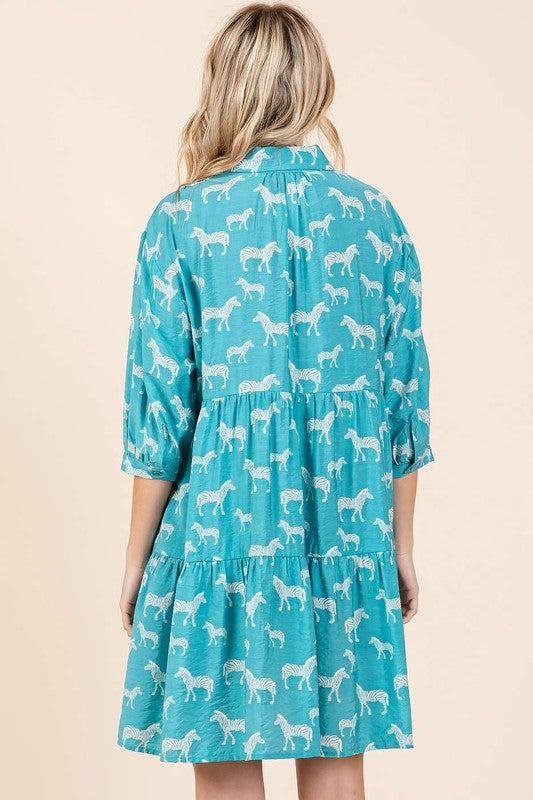 Mini-robe chemise boutonnée imprimé zèbre pour femme – Audacieuse et tendance avec détails à volants