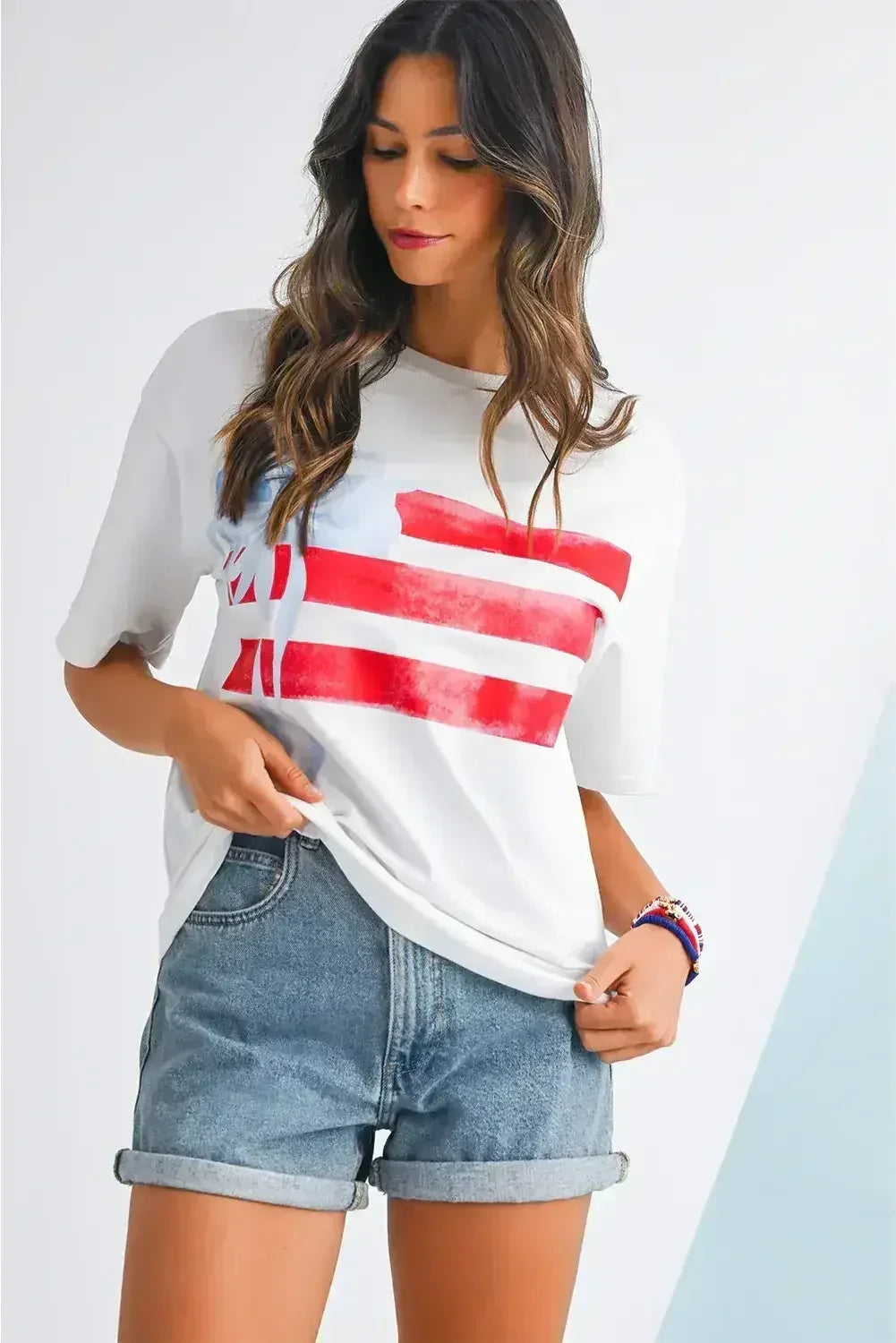 T-shirt col rond graphique White Flag Bow
