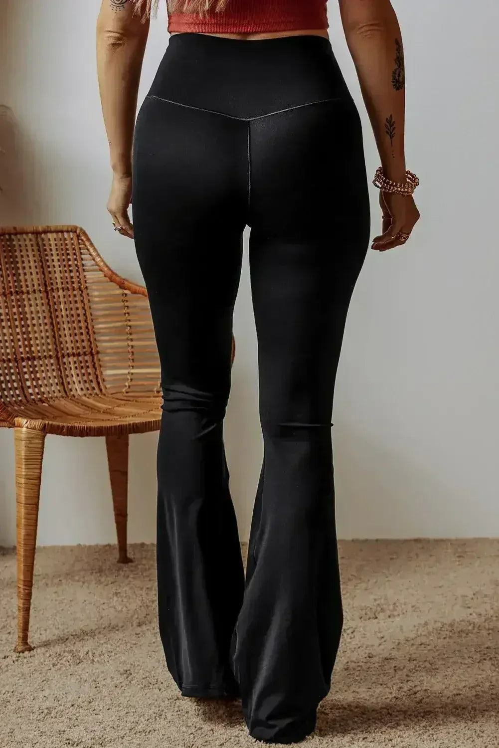 Legging évasé taille haute gris foncé en forme de V