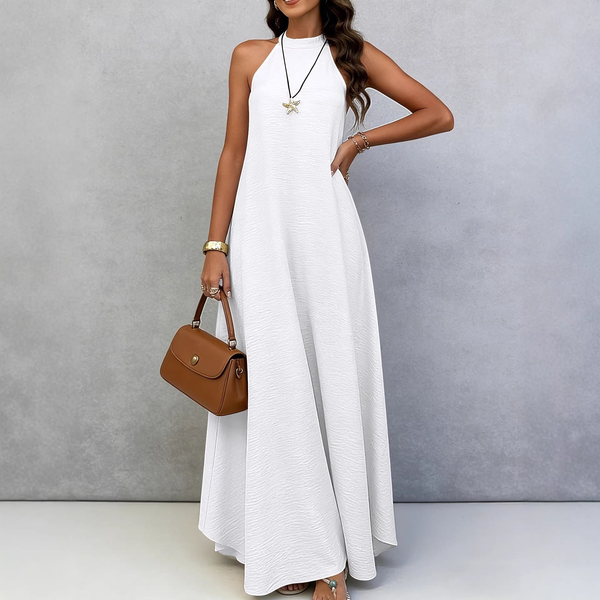 Robe longue sans manches et fluide en crêpe de soie glacée pour femme