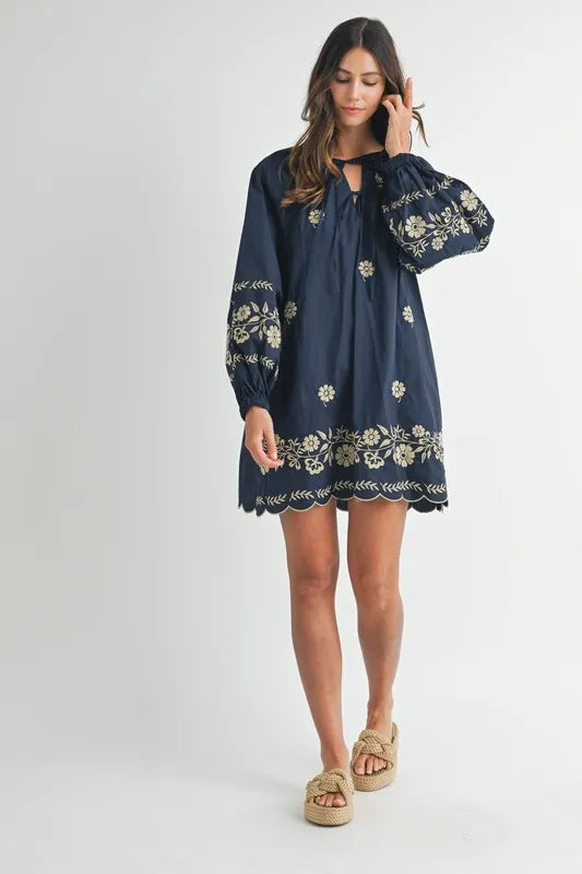 Mini-robe paysanne brodée à manches longues pour femme – Mini-robe brodée, robe paysanne à manches longues, robe bohème, robe paysanne décontractée, robe élégance intemporelle