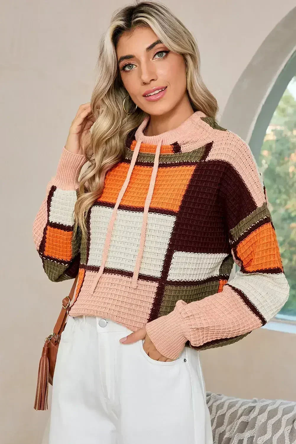 Pull à col montant orange color block en tricot gaufré avec cordon de serrage