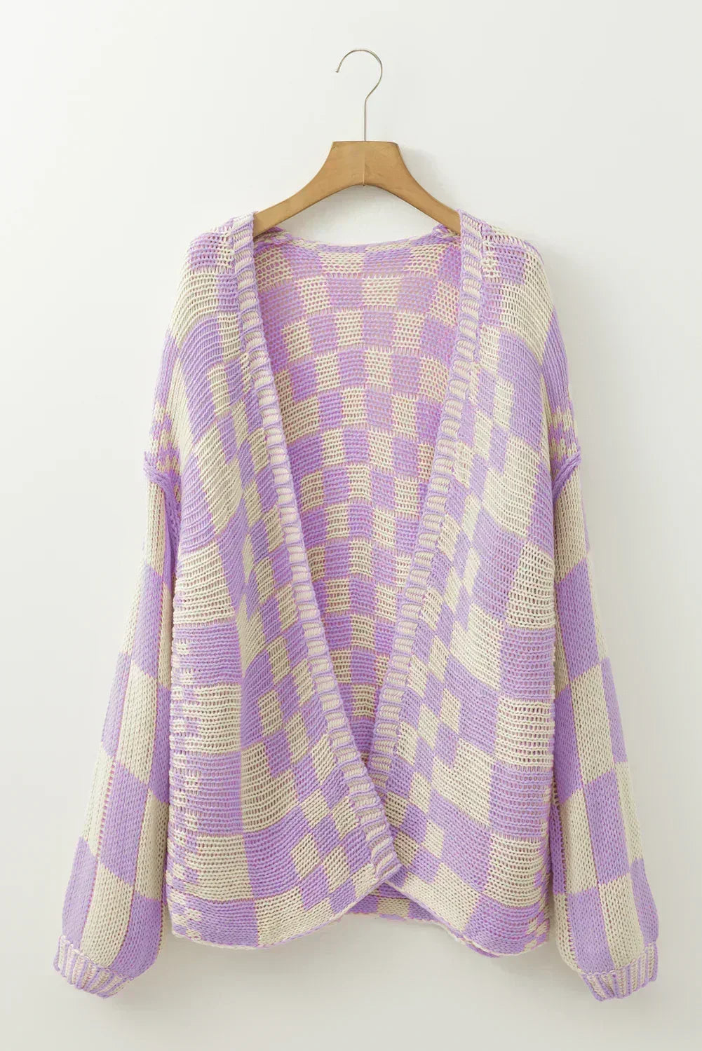 Cardigan en maille à carreaux color block taupe et ouvert sur le devant