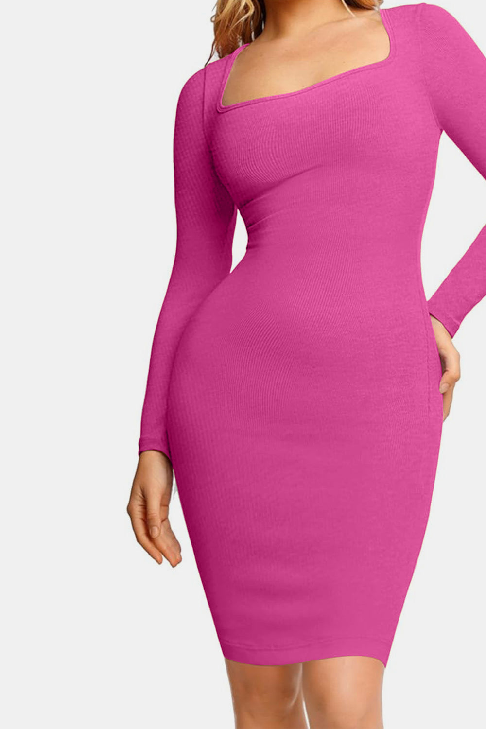 Robe élégante noire à col carré et manches longues avec gaine intégrée pour femme