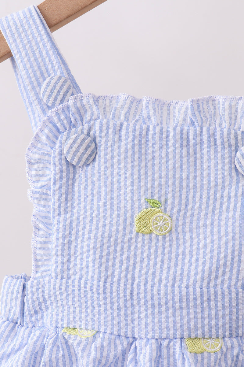 Barboteuse à volants en seersucker rayé bleu et broderie citron