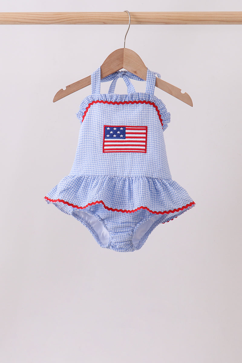 Maillot de bain une pièce à volants vichy avec applique drapeau bleu