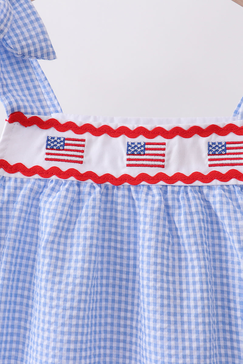 Robe à volants brodée drapeau bleu