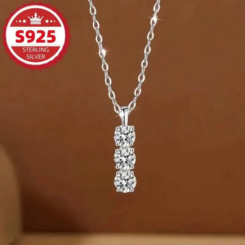 Collier en argent sterling 925 avec trois pendentifs verticaux en zircone synthétique