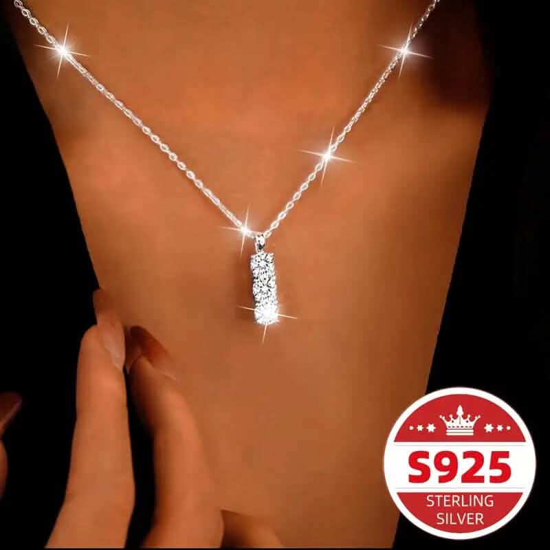 Collier en argent sterling 925 avec trois pendentifs verticaux en zircone synthétique
